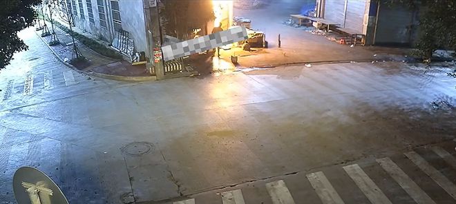 警示片披露一百货店火灾调查情况：防盗窗让现场变“死亡牢笼”
